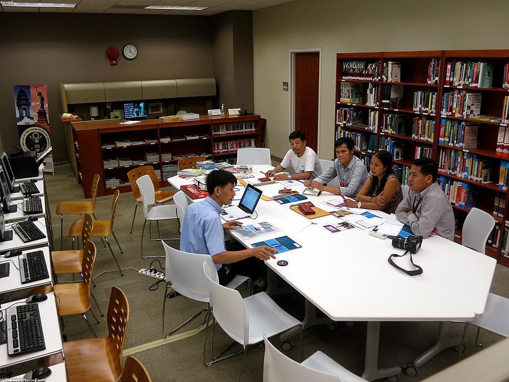 យុទ្ធសាស្ត្រនៅក្នុងការលេង: ការជ្រើសរើសនិងការអភិវឌ្ឍន៍សមត្ថភាព